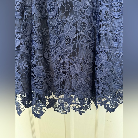 Alice + Olivia Naomi Spaghetti Strap Lace Dress in Sapphire-size 10 - Picture 5 of 9